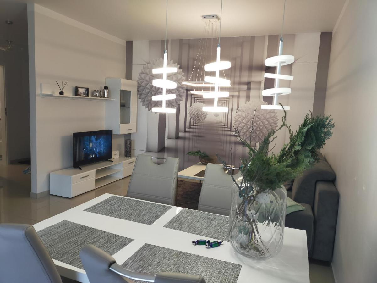 Apartament -Sweet Home Lubiń Extérieur photo