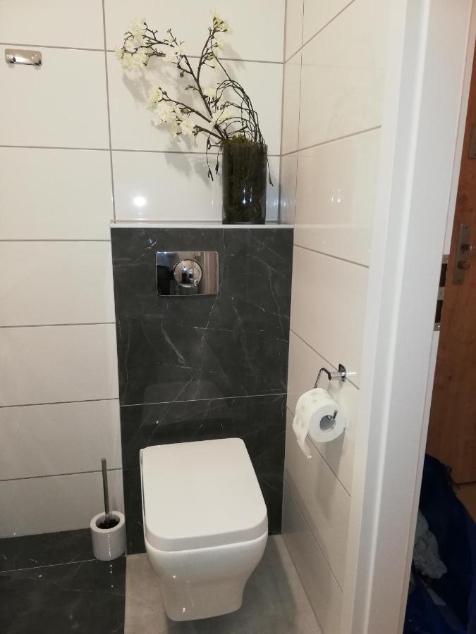 Apartament -Sweet Home Lubiń Extérieur photo